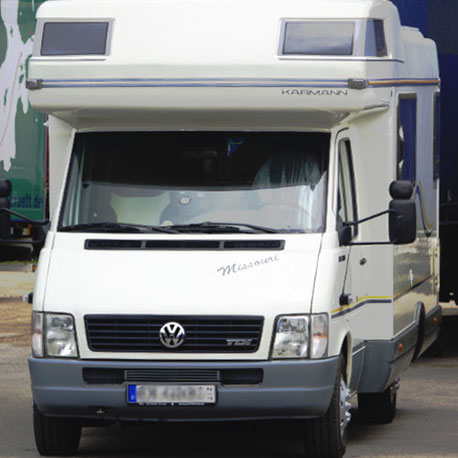 Bojens trailerservice und luebeck wohnmobil Unser Meisterbetrieb ist für die Reparatur an Wohnmobilen jeder Größe ausgelegt. Wir verfügen über die entsprechende Halle und die technische Ausstattung.